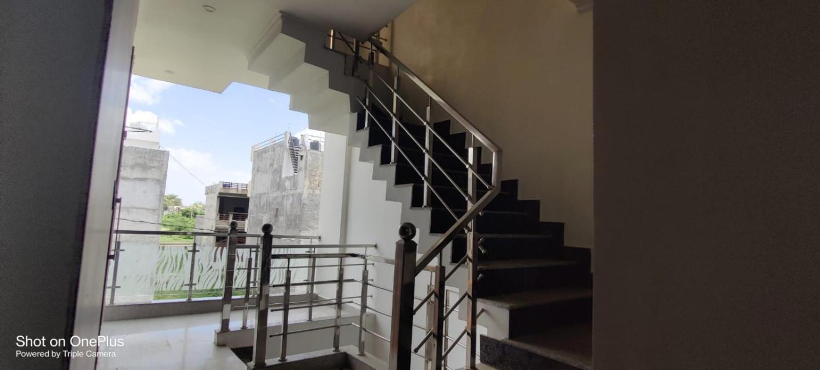 Blessing'S Home Stay 5 Bedrooms Luxury Villa Exquisite 5 Bedroom Villa Ideal Family Home Stay With Spacious Living Lucknow Exterior photo
